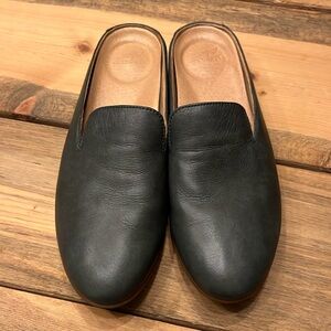 Dansko womens green Lexie Milled Nappa leather slide comfort mules size 38.